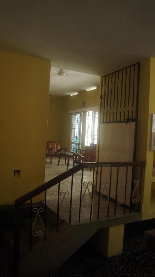 Bed And Bath For 1-8 People Hotel Thiruvananthapuram Екстериор снимка